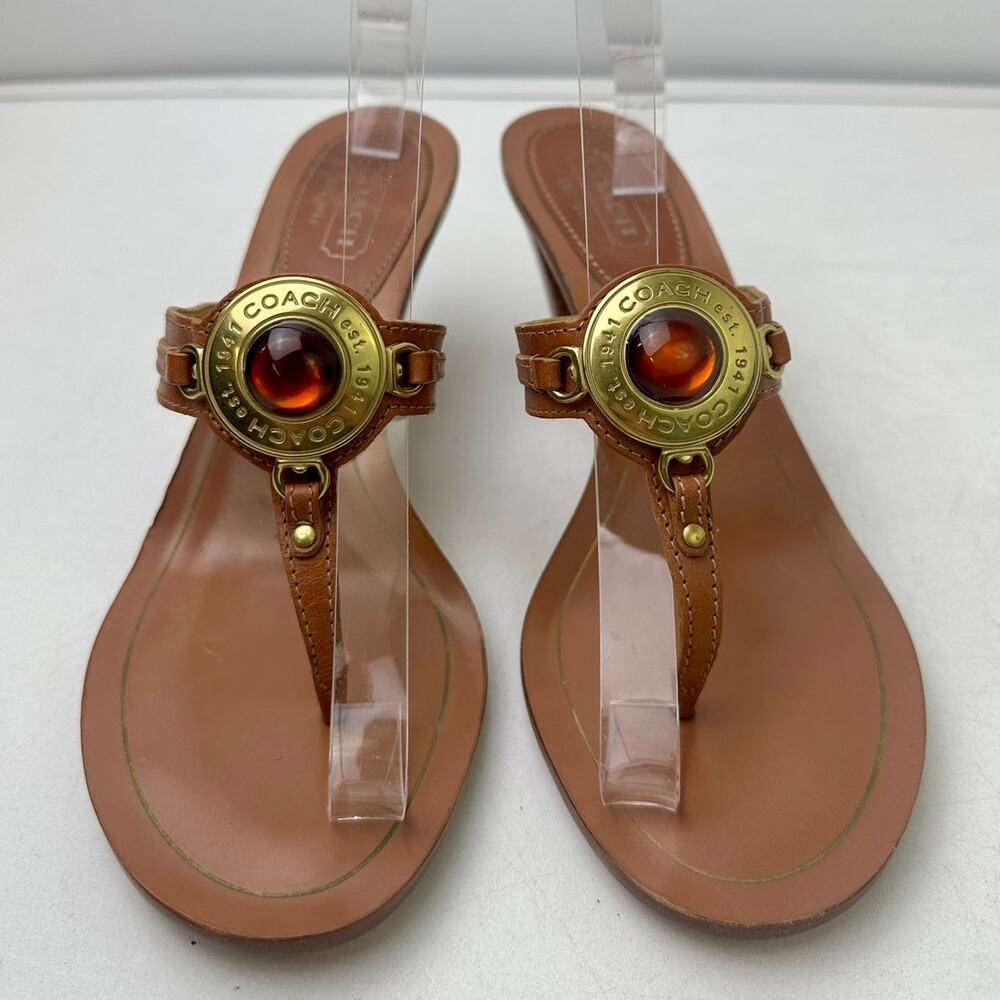 Vintage Coach Leather Kitten Heel Thong Sandal with Amber Medallion Women's Sz 9
